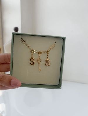 Sis charm necklace Sis charm necklace