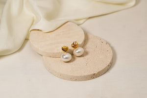 Heart pearl studs Heart pearl studs