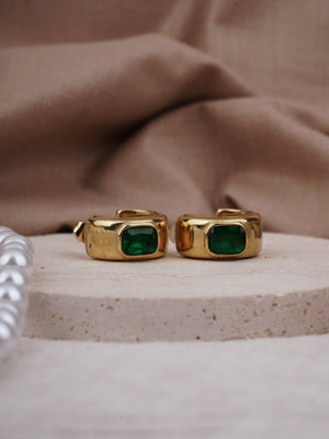 Emerald stone hoop Emerald stone hoop