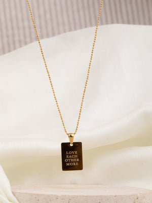 Love each other chain Love each other chain