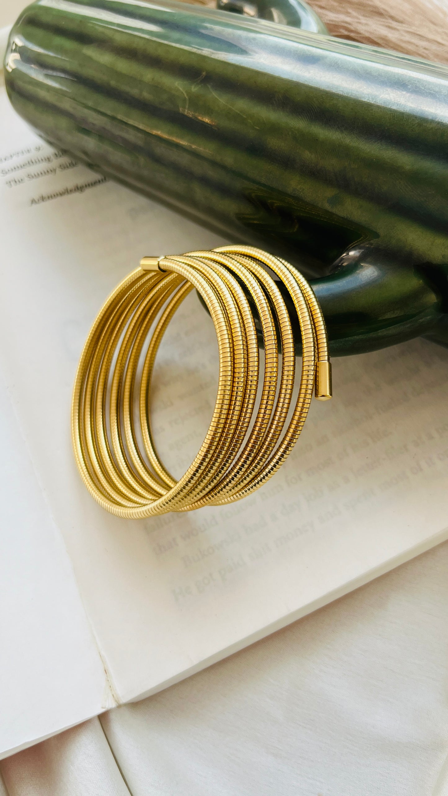 Spiral bangle