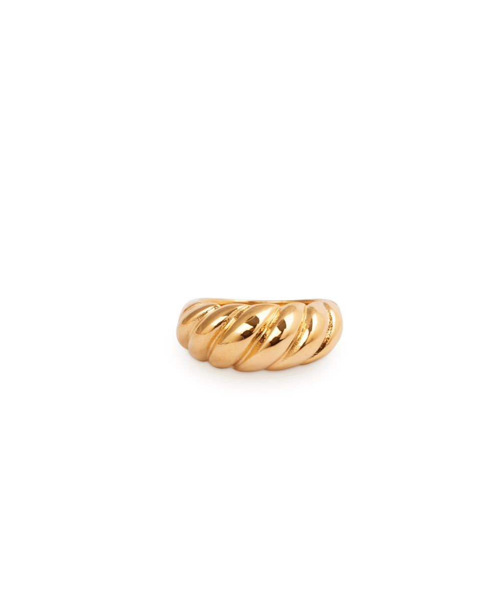 Croissant ring