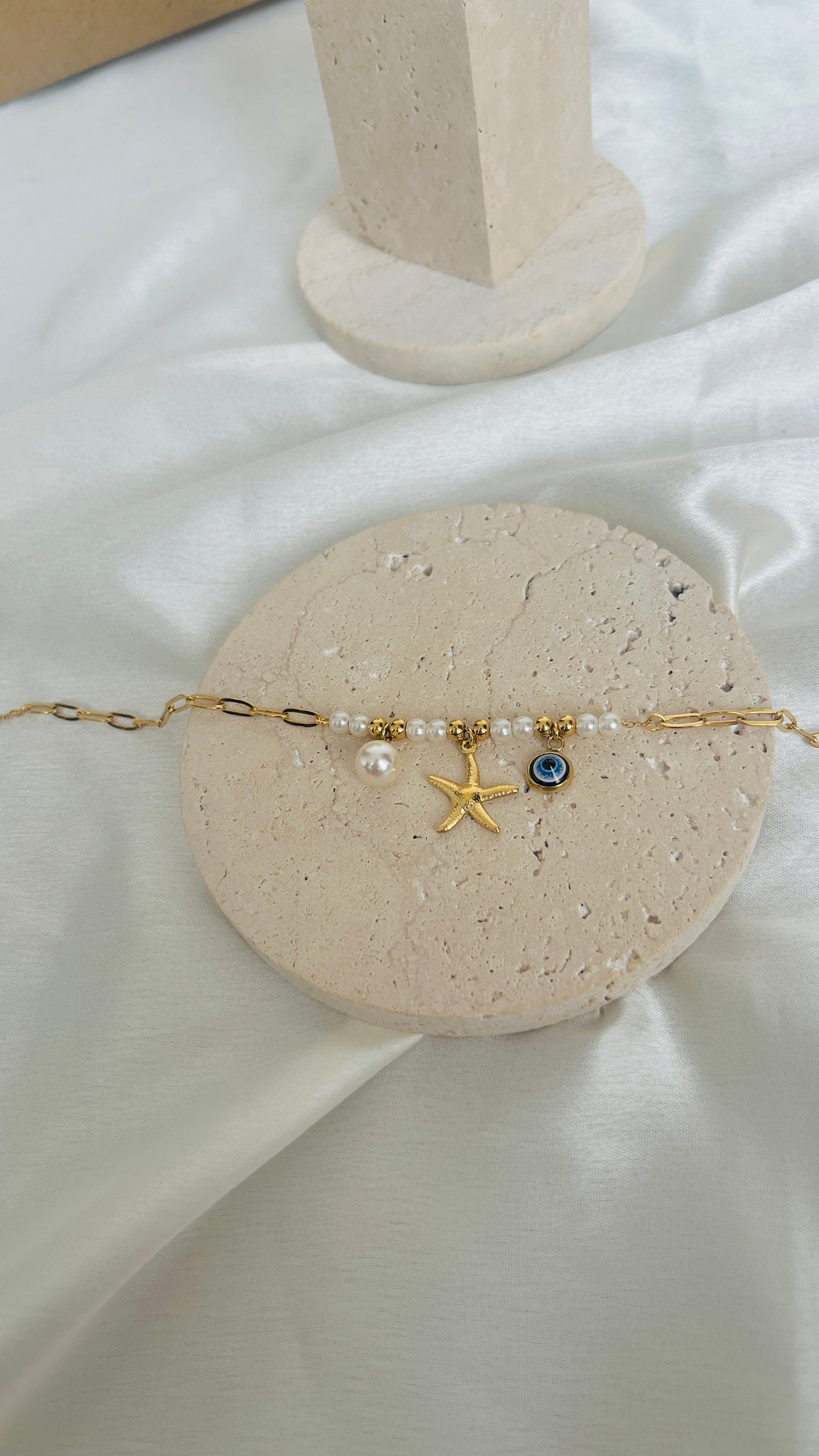 Starfish pearl anklet