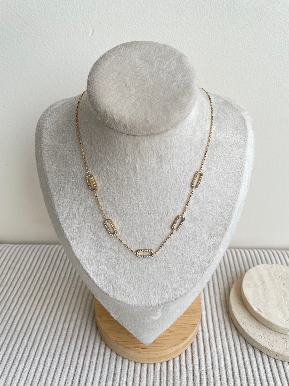 Venus Stone Chain