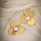 Flower pearl stud