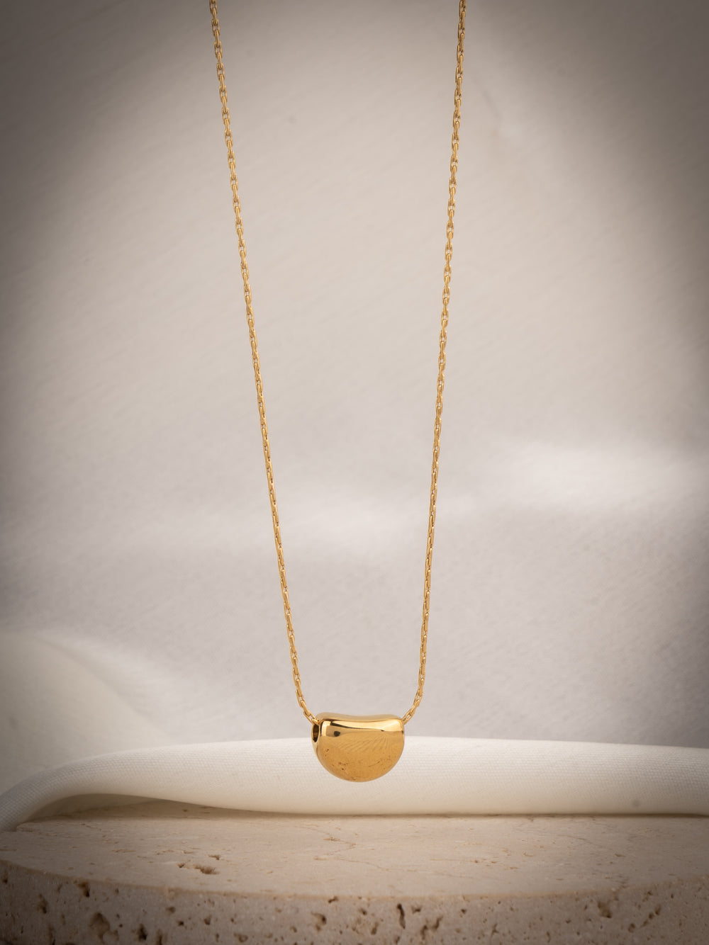 Dainty chain