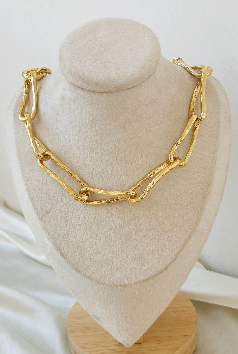 Kloe necklace