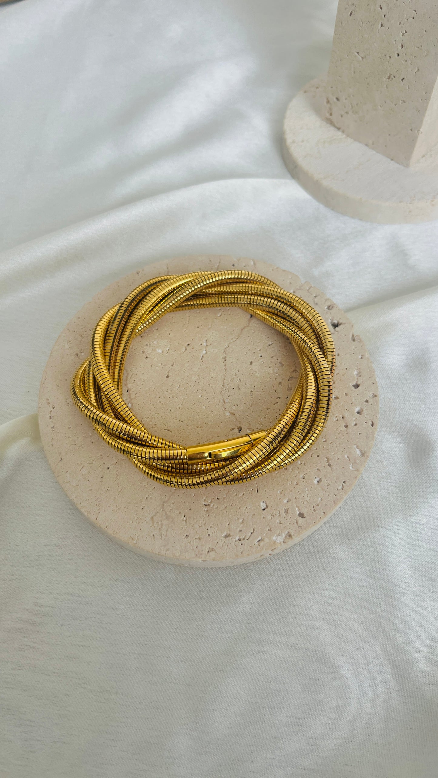 Twist Leo bracelet