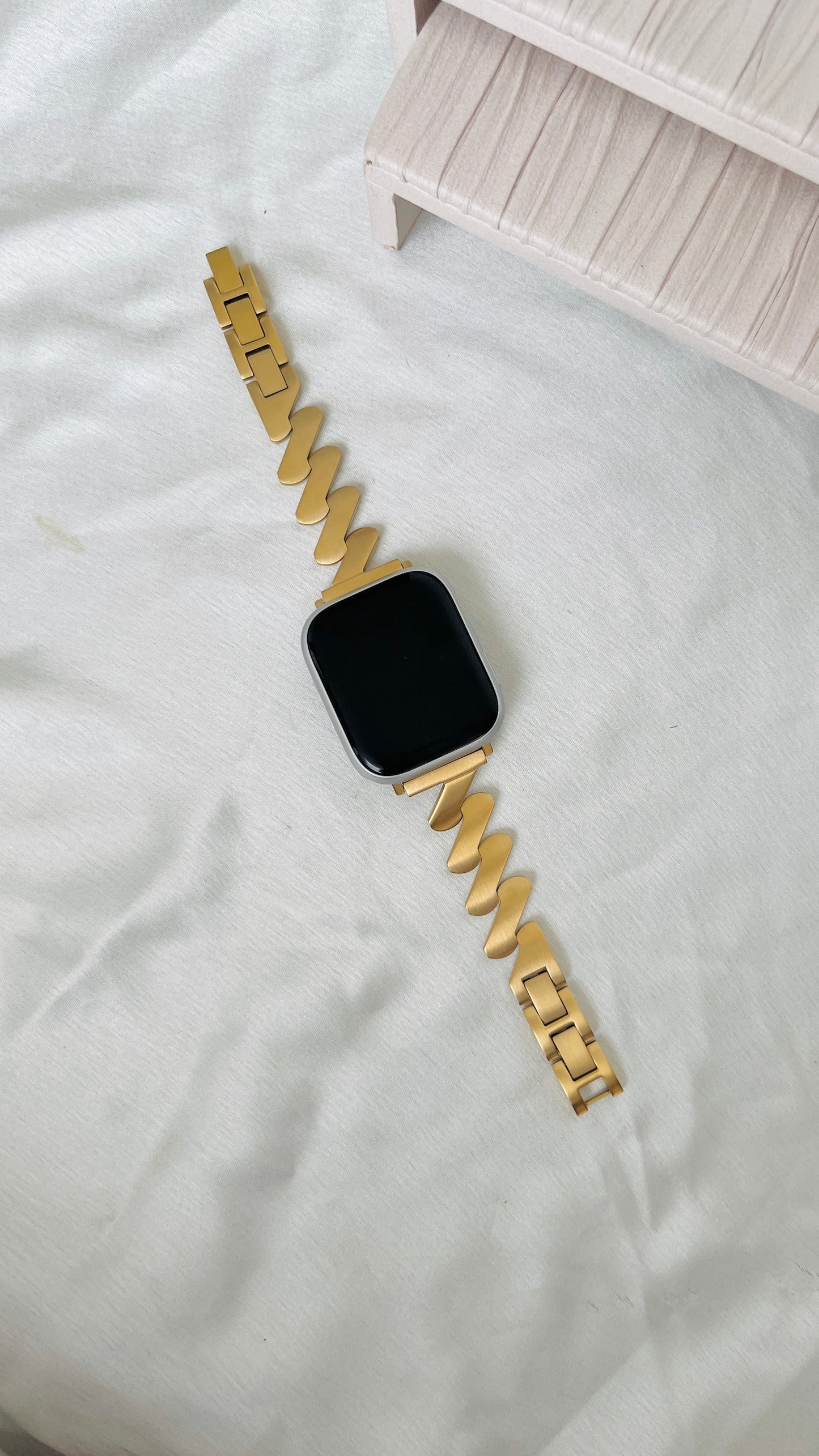 Kate apple watch band