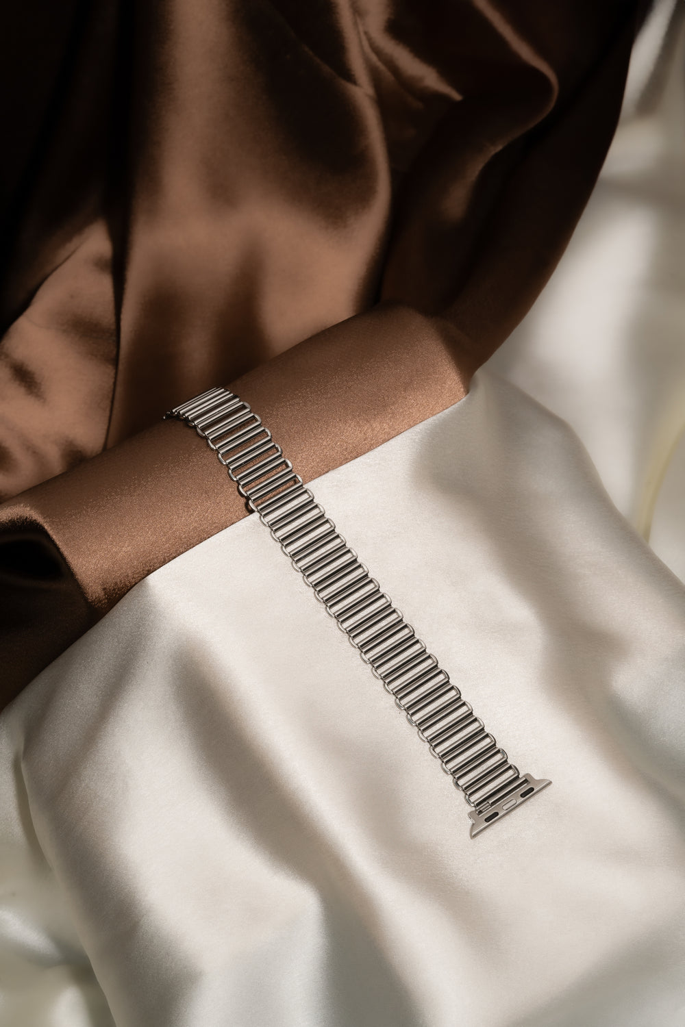 Silver Kendal apple watch band