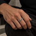 Chunky ring men