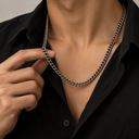 Cubane chain