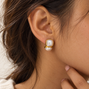 Dual Pearl studs