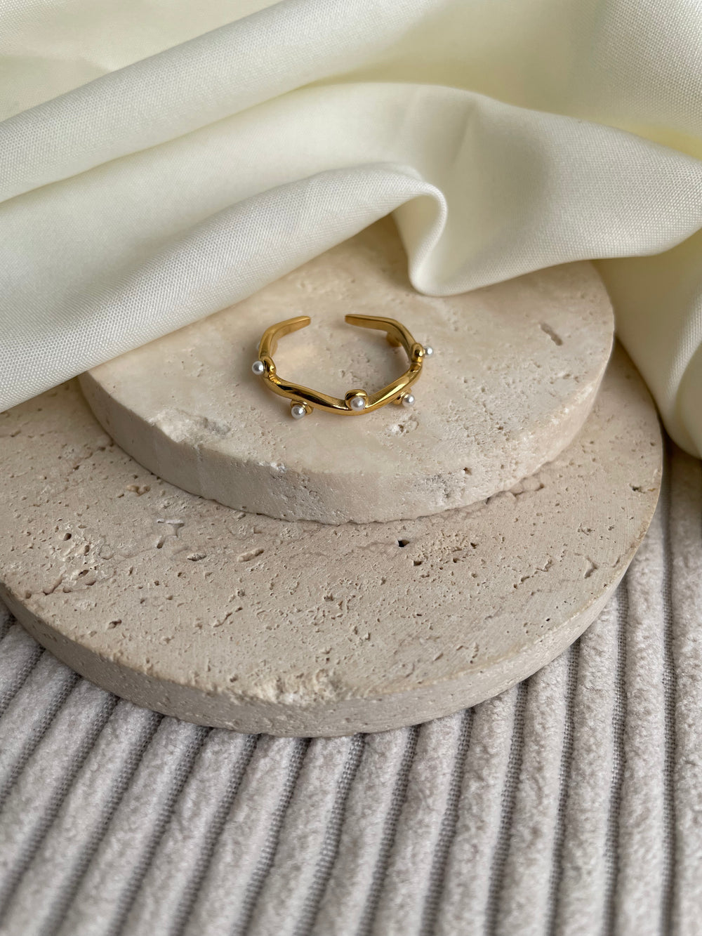 Creeper Pearl Ring