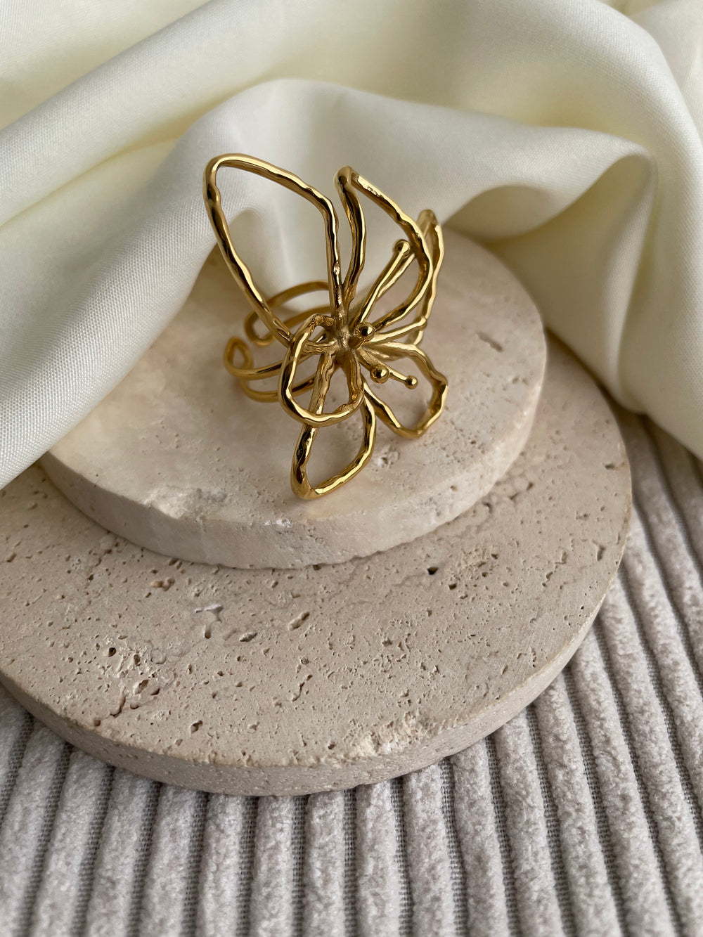 Flower Ring big