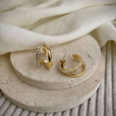 Clara hoops