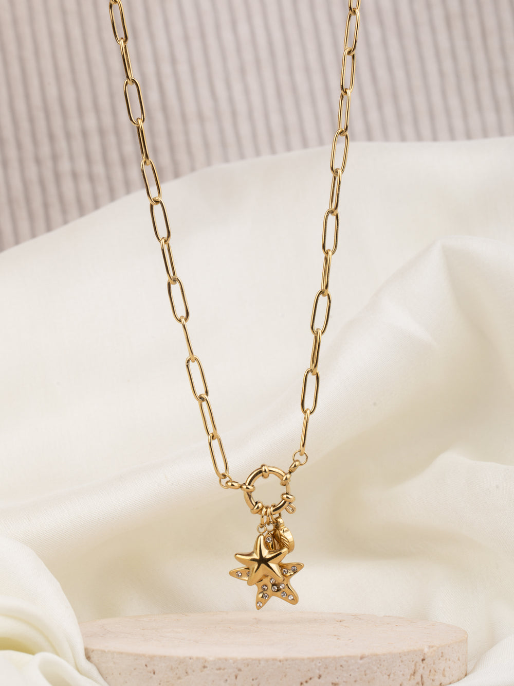 Star stone shell charm necklace