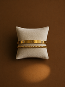 Timeless gold pair