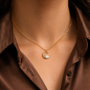 Moon shell chain